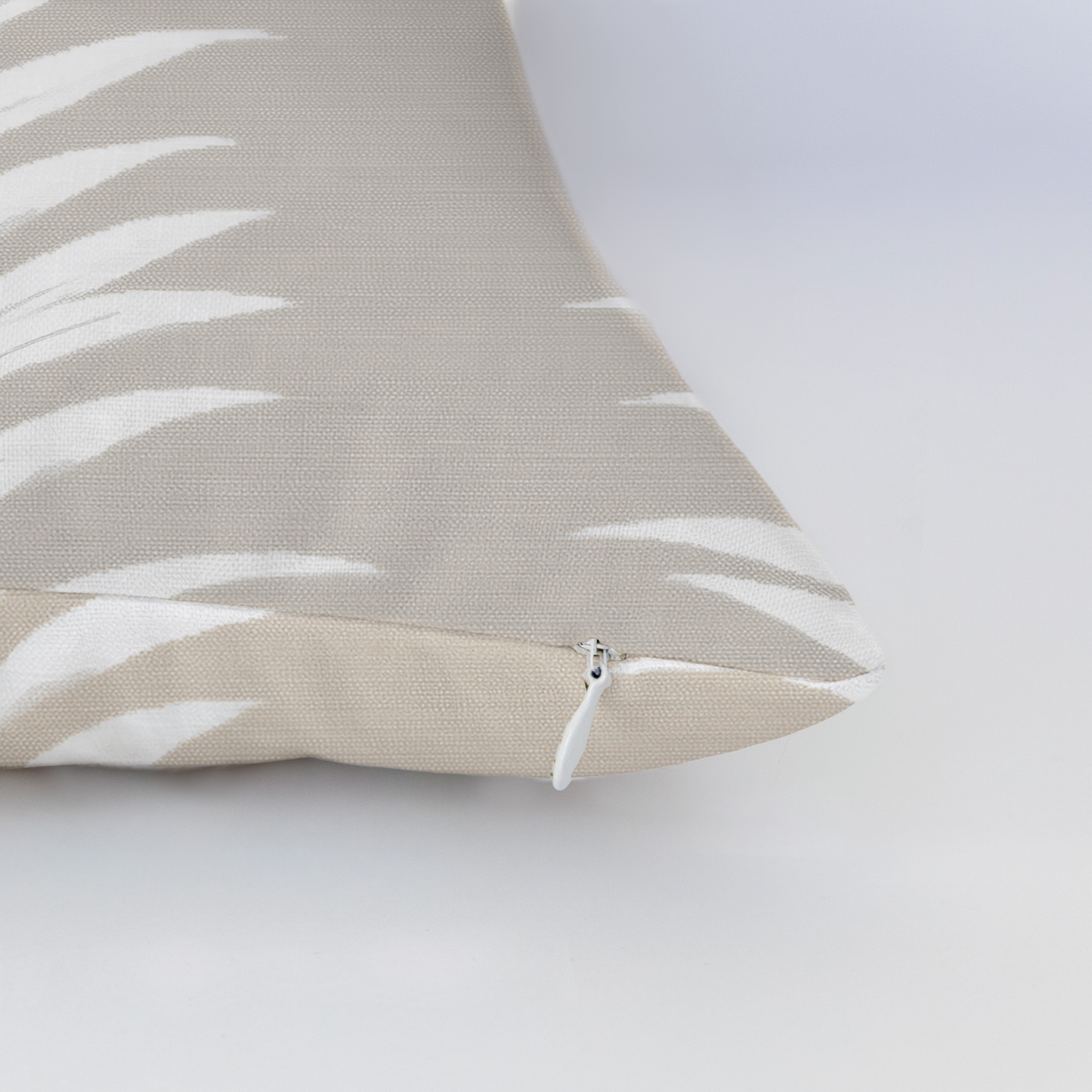 Palmetto Throw Pillow - Painted Paper
